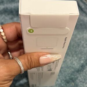 Apple Pencil Pro Box in White